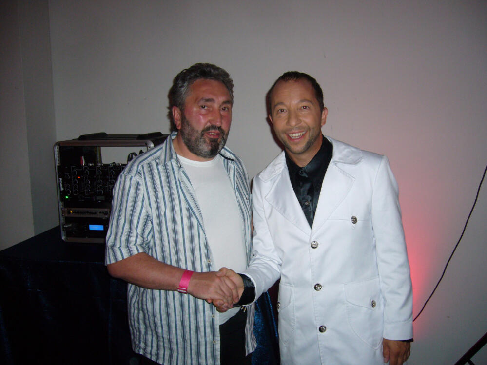 DJ BOBO